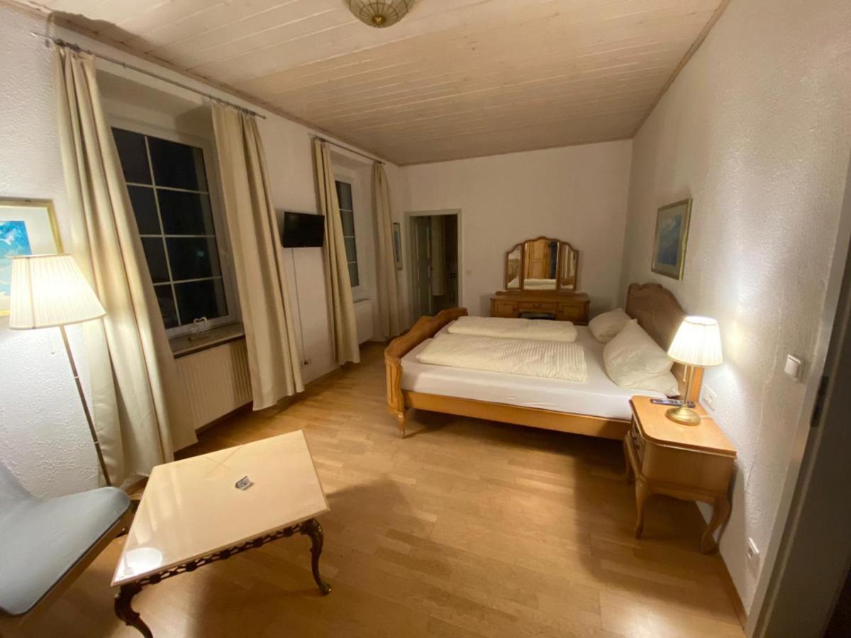 Schloss Hainfeld Luaran gambar